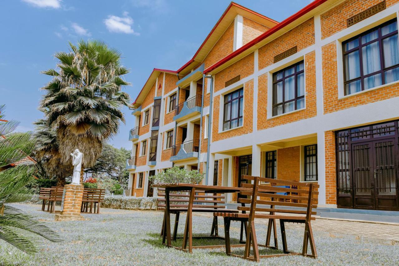 Centre Saint Vincent Pallotti Kigali Dış mekan fotoğraf