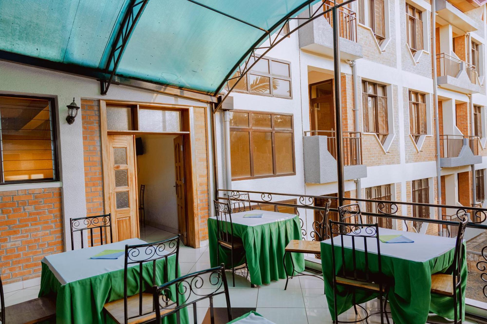Centre Saint Vincent Pallotti Kigali Dış mekan fotoğraf